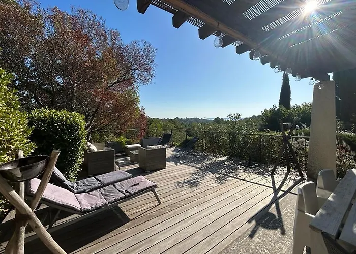 Les Restanques Maison Des Chenes Vue 6 Personnes غريمو