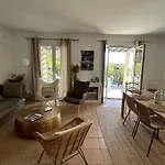 Les Restanques Maison Des Chenes Vue 6 Personnes Villa Grimaud