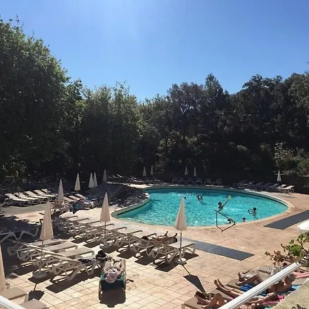 Les Restanques Maison Des Chenes Vue 6 Personnes Villa