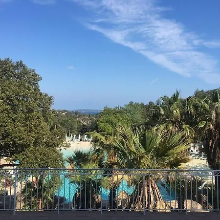 Villa Les Restanques Maison Des Chenes Vue 6 Personnes Grimaud