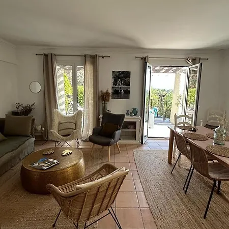 Les Restanques Maison Des Chenes Vue 6 Personnes Villa Grimaud