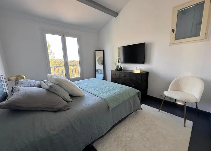 Les Restanques Maison Des Chenes Vue 6 Personnes Villa Grimaud