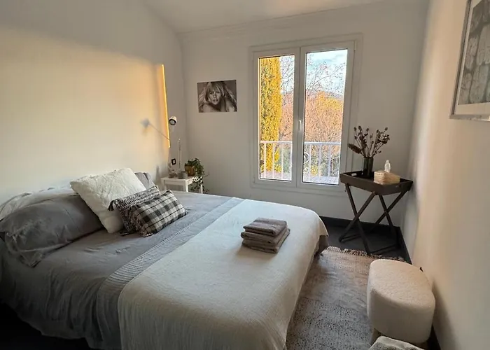 Les Restanques Maison Des Chenes Vue 6 Personnes * Grimaud