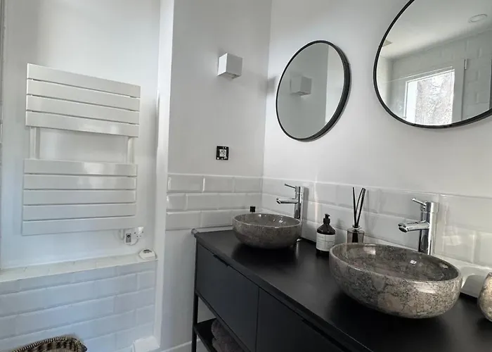 Villa Les Restanques Maison Des Chenes Vue 6 Personnes Grimaud